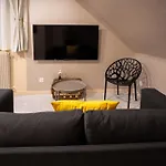 Appartamento Terres De Soleil - Bohème Chic En Cœur St Quentin